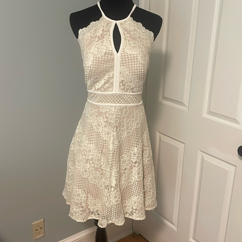Morgan & Co. Ivory Lace Mini Dress EUC small worn once